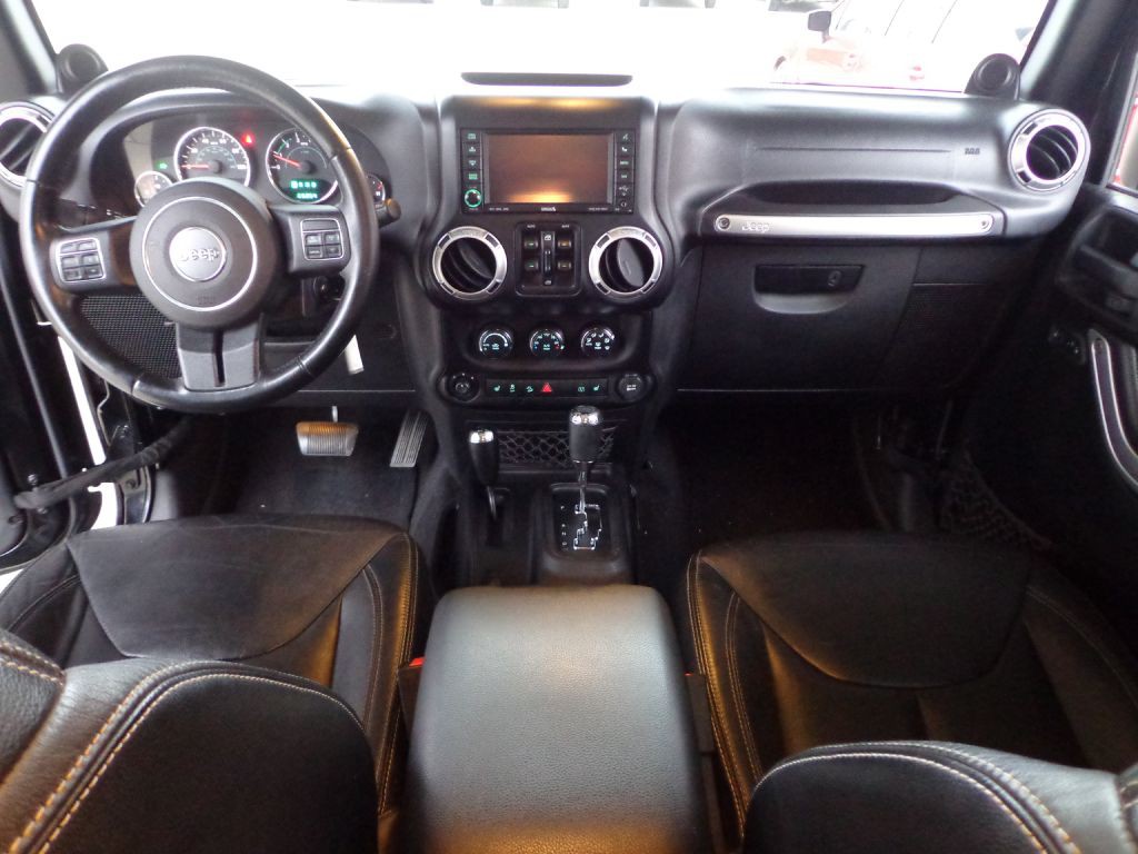 2013 Jeep Wrangler Unlimited Image 22