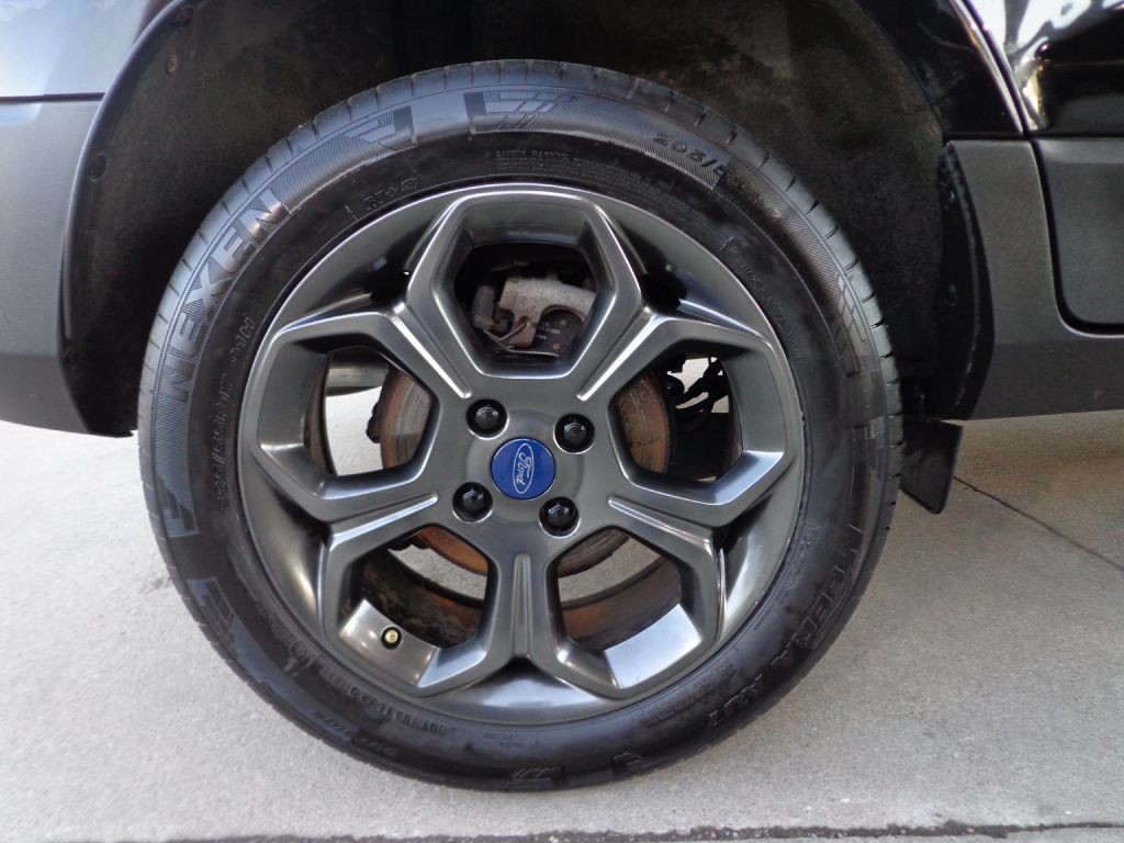 2018 Ford Econoline Image 10