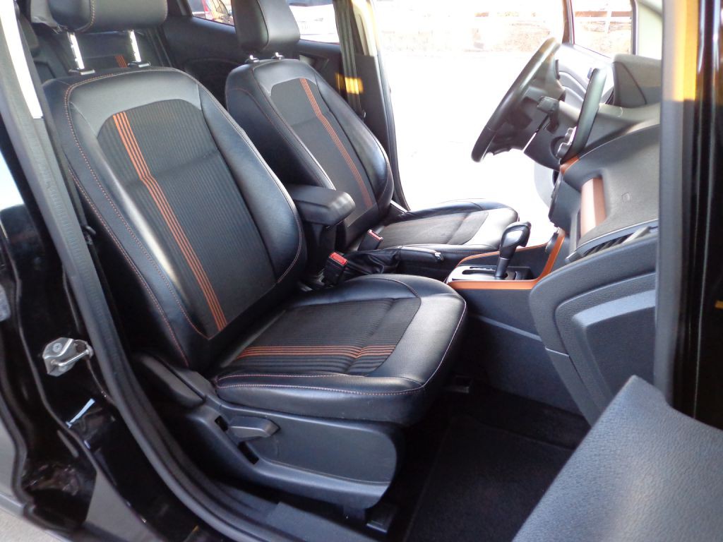 2018 Ford Econoline Image 17