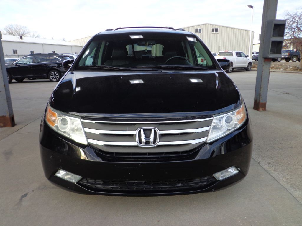2012 Honda Odyssey Image 2
