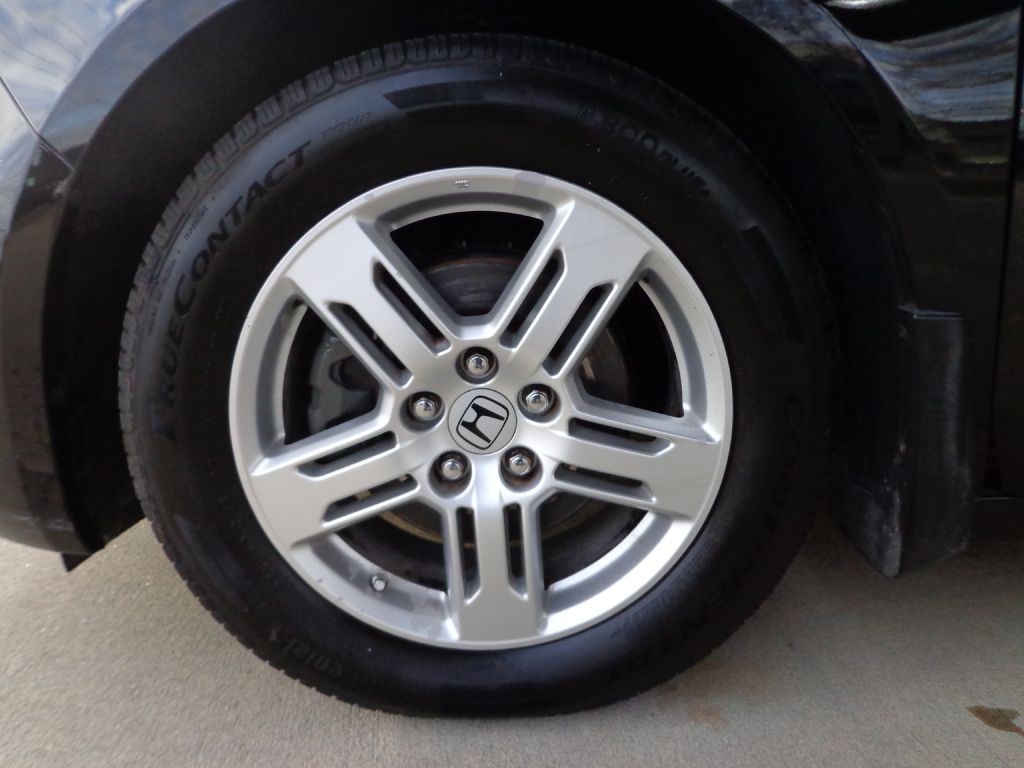 2012 Honda Odyssey Image 8