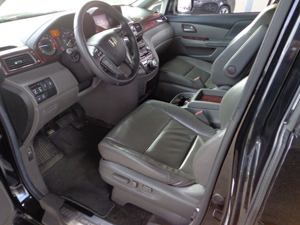 2012 Honda Odyssey Image 15