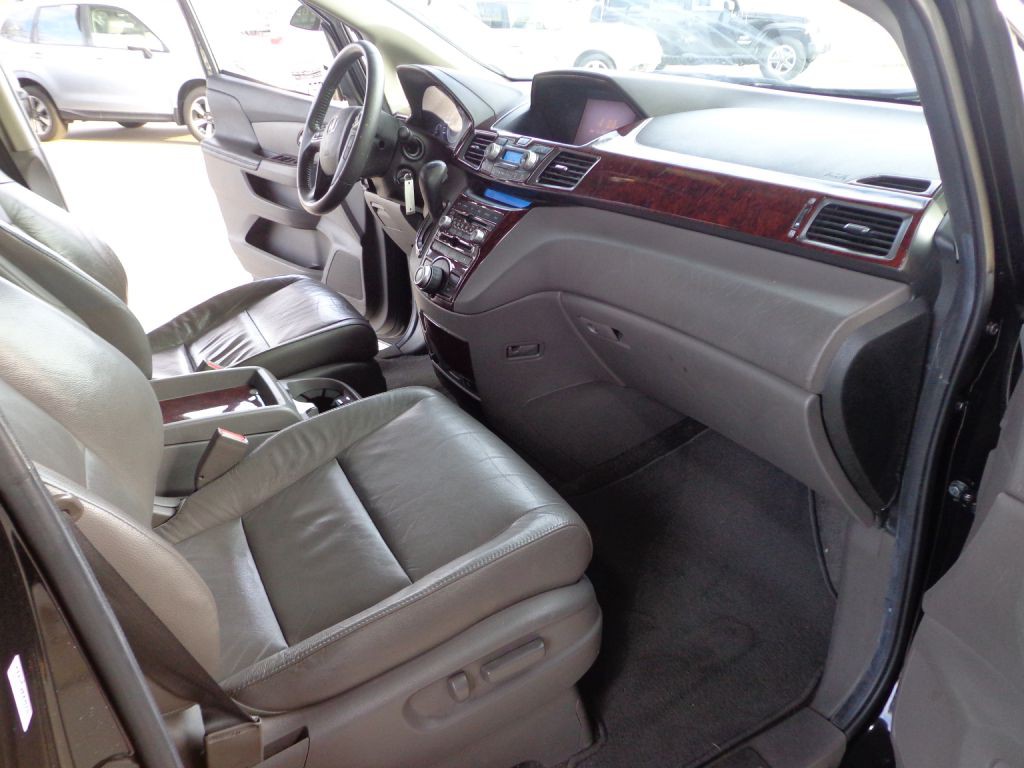 2012 Honda Odyssey Image 18