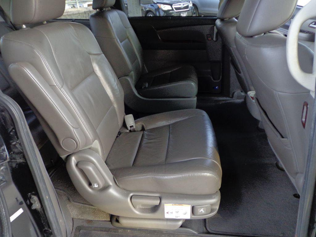 2012 Honda Odyssey Image 19
