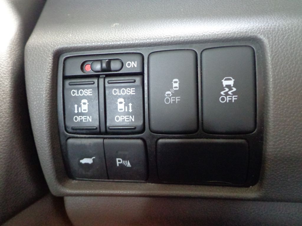 2012 Honda Odyssey Image 29