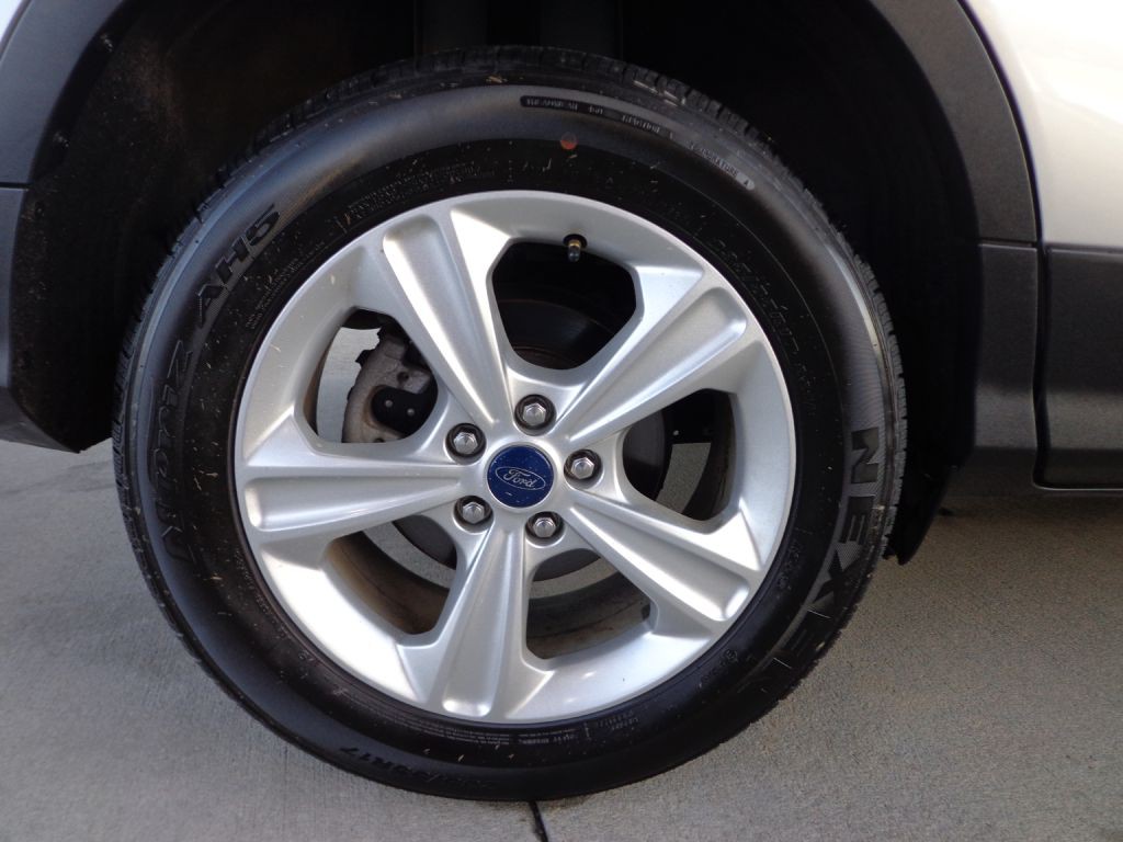 2015 Ford Escape Image 10