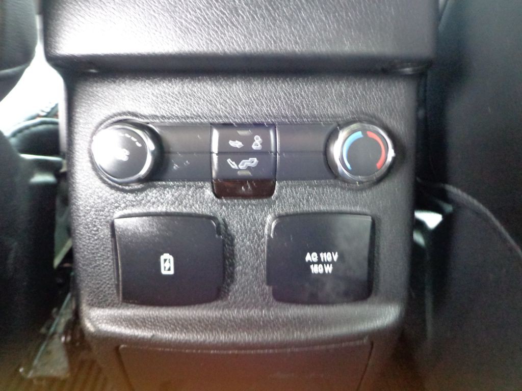 2016 Ford Explorer Image 20