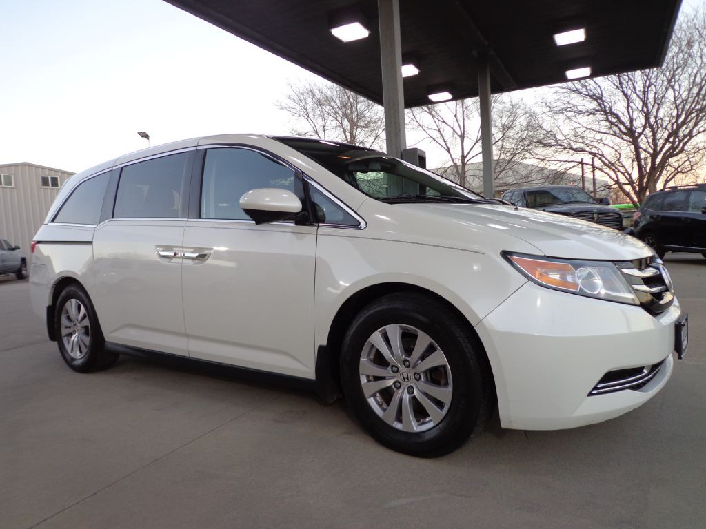 2016 Honda Odyssey Image 3