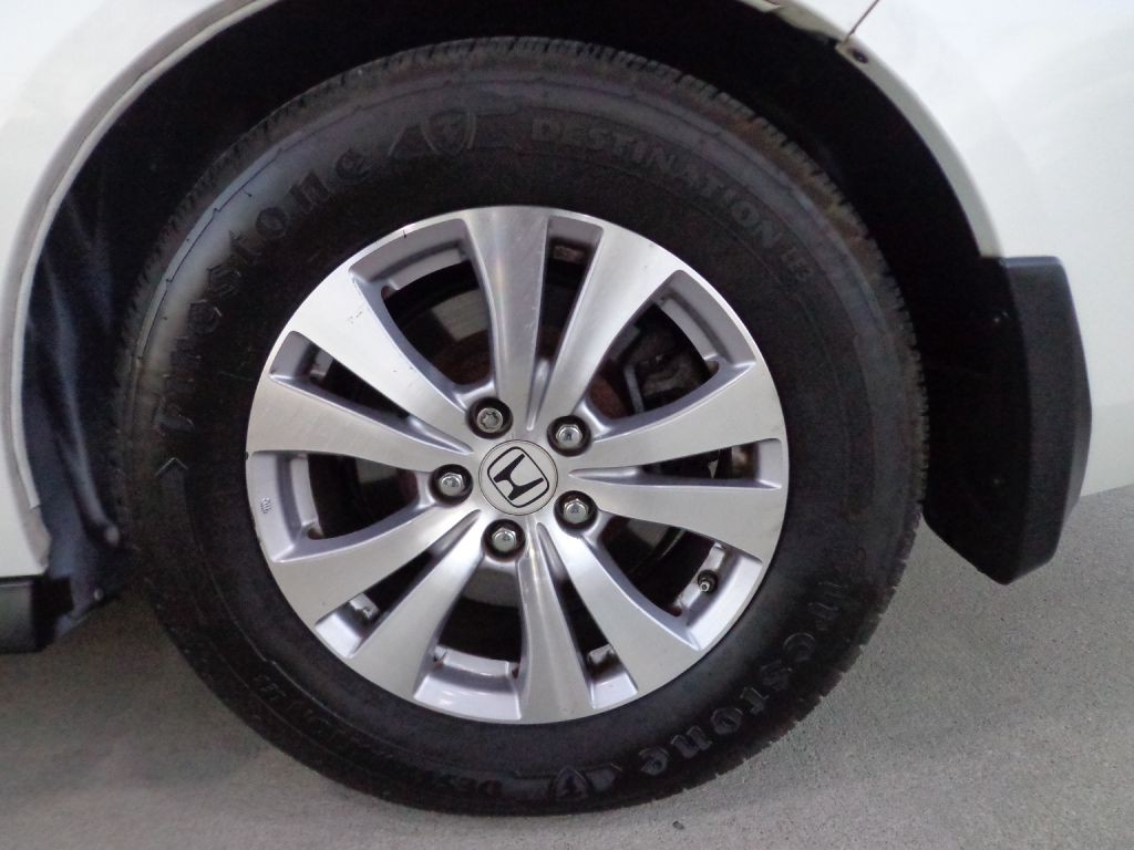 2016 Honda Odyssey Image 11