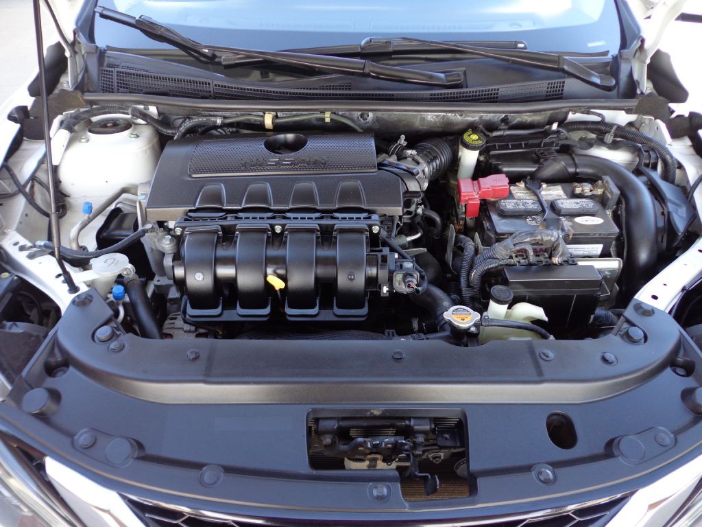 2017 Nissan Sentra Image 13