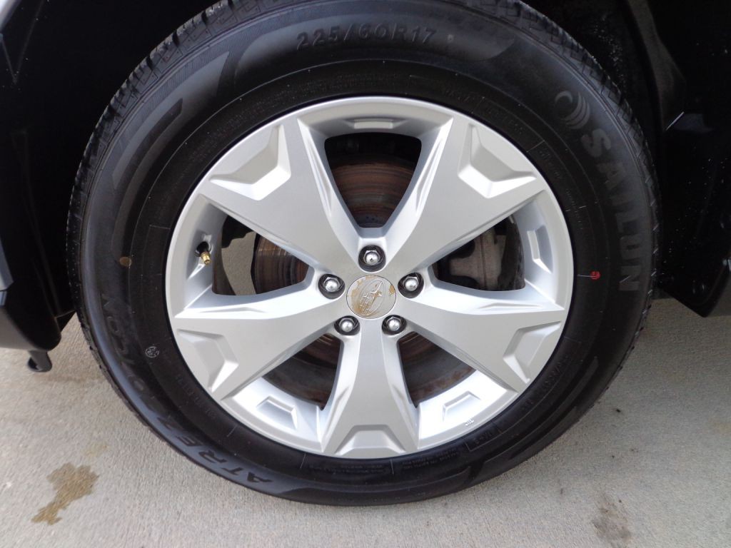 2016 Subaru Forester Image 8