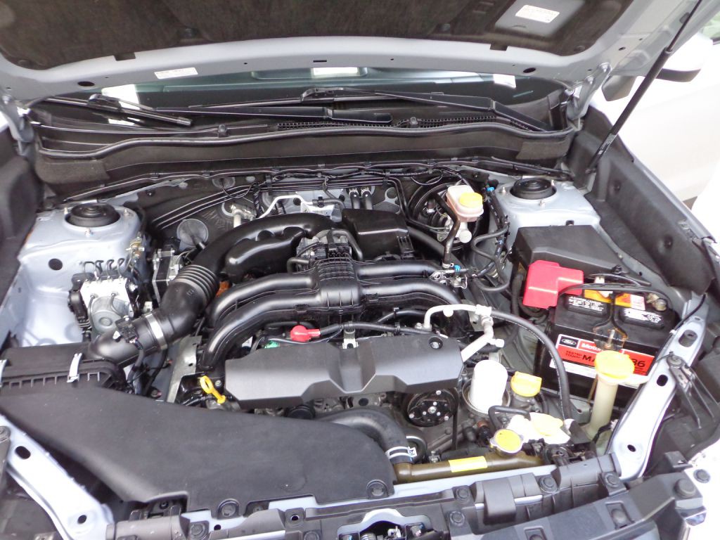 2016 Subaru Forester Image 12