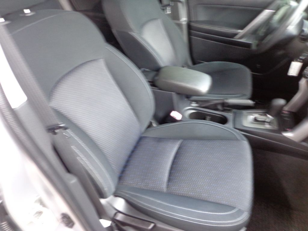 2016 Subaru Forester Image 18