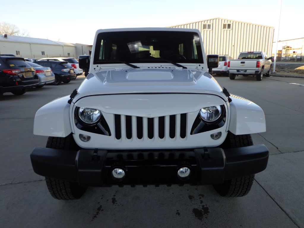 2015 Jeep Wrangler Unlimited Image 2