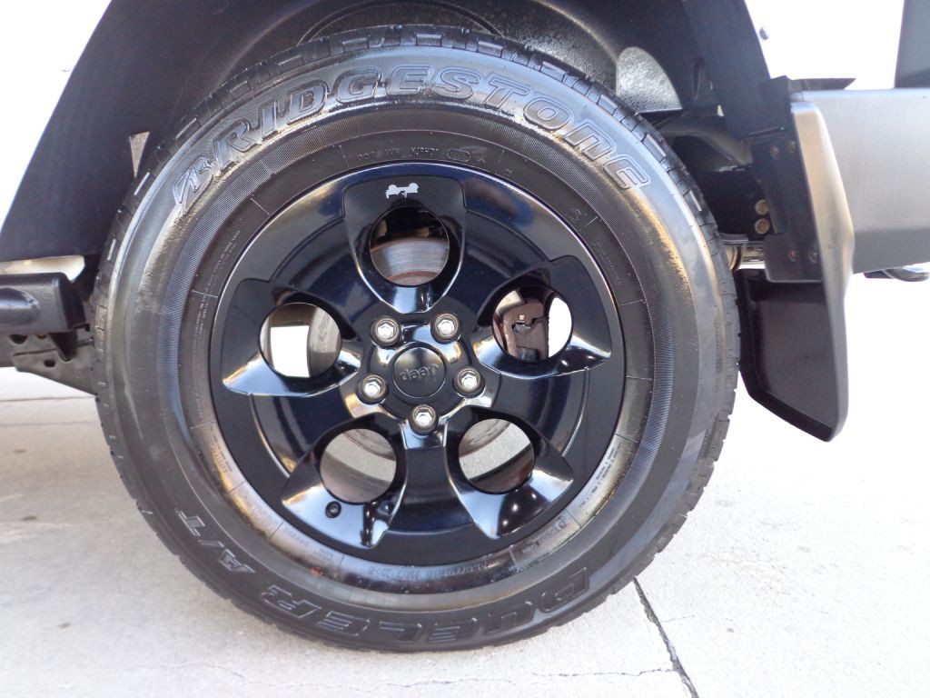 2015 Jeep Wrangler Unlimited Image 11