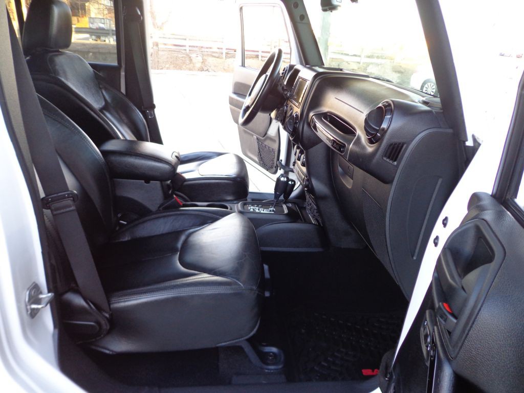 2015 Jeep Wrangler Unlimited Image 16