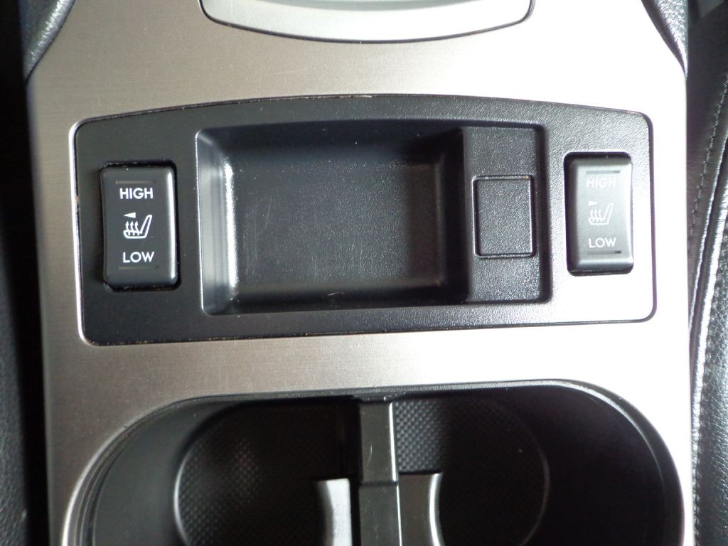 2013 Subaru Outback Image 23