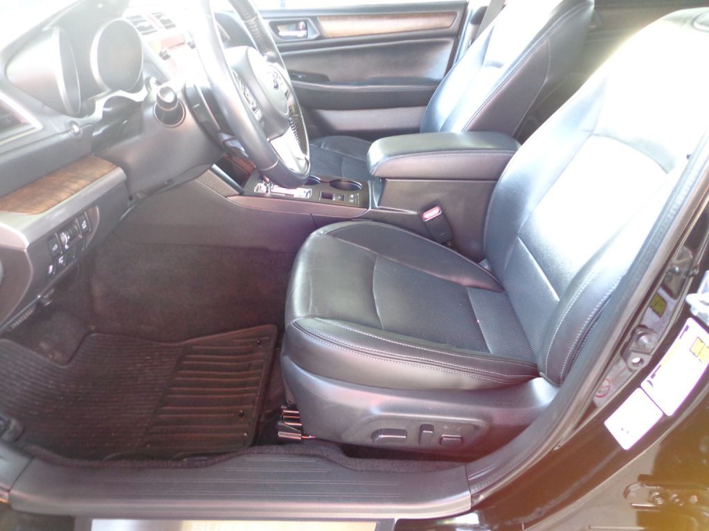 2015 Subaru Outback Image 13