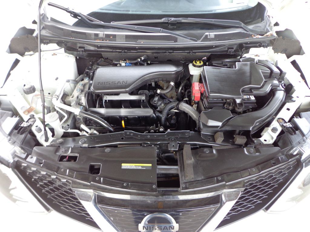 2018 Nissan Rogue Image 8