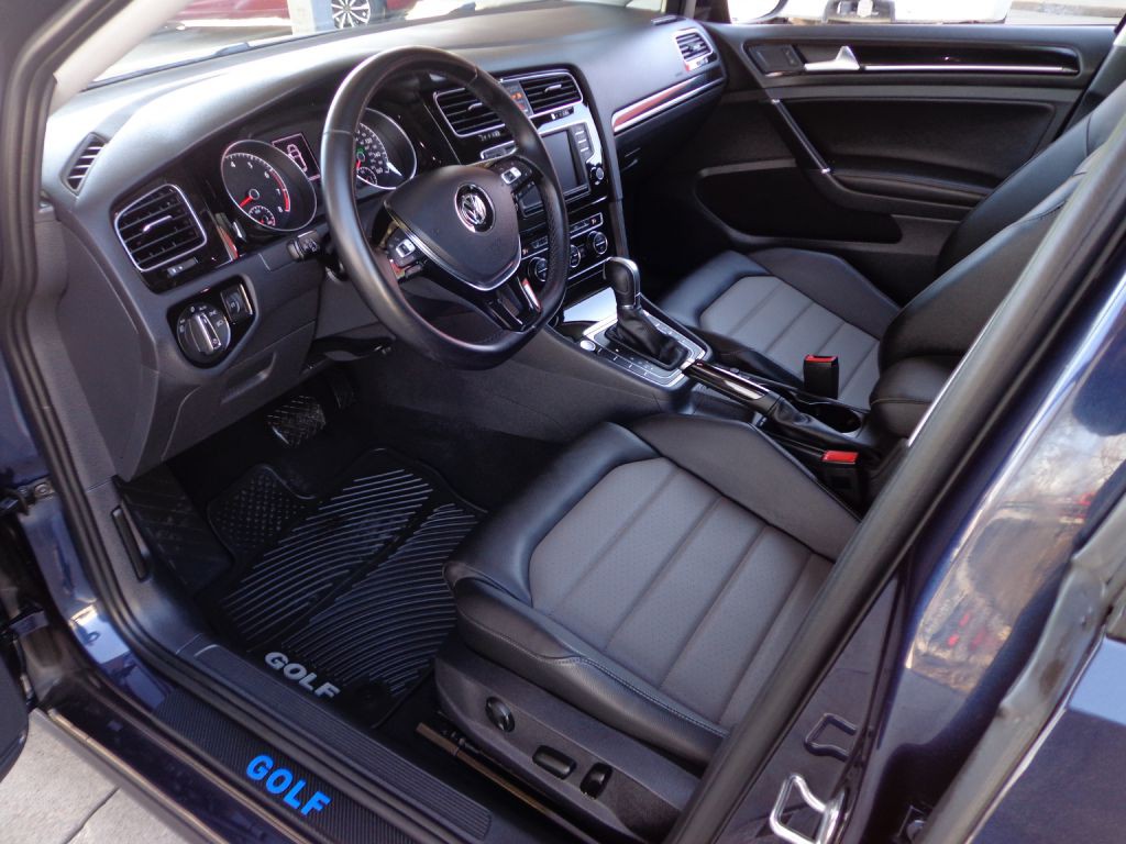 2017 Volkswagen Golf Image 15