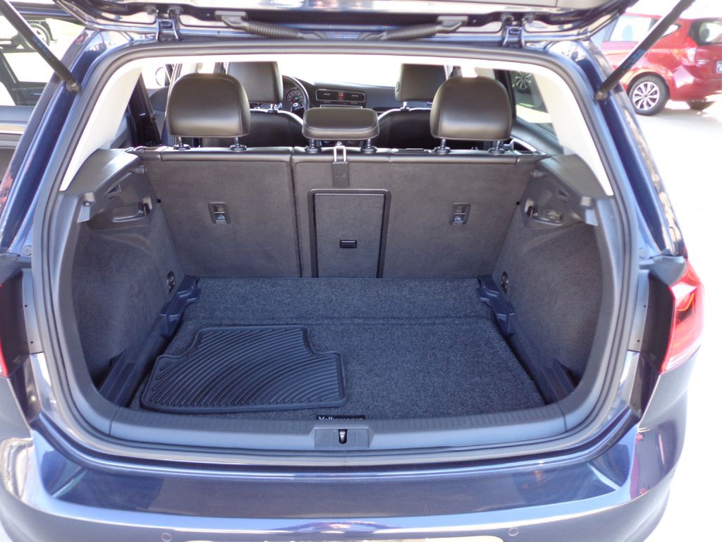 2017 Volkswagen Golf Image 21