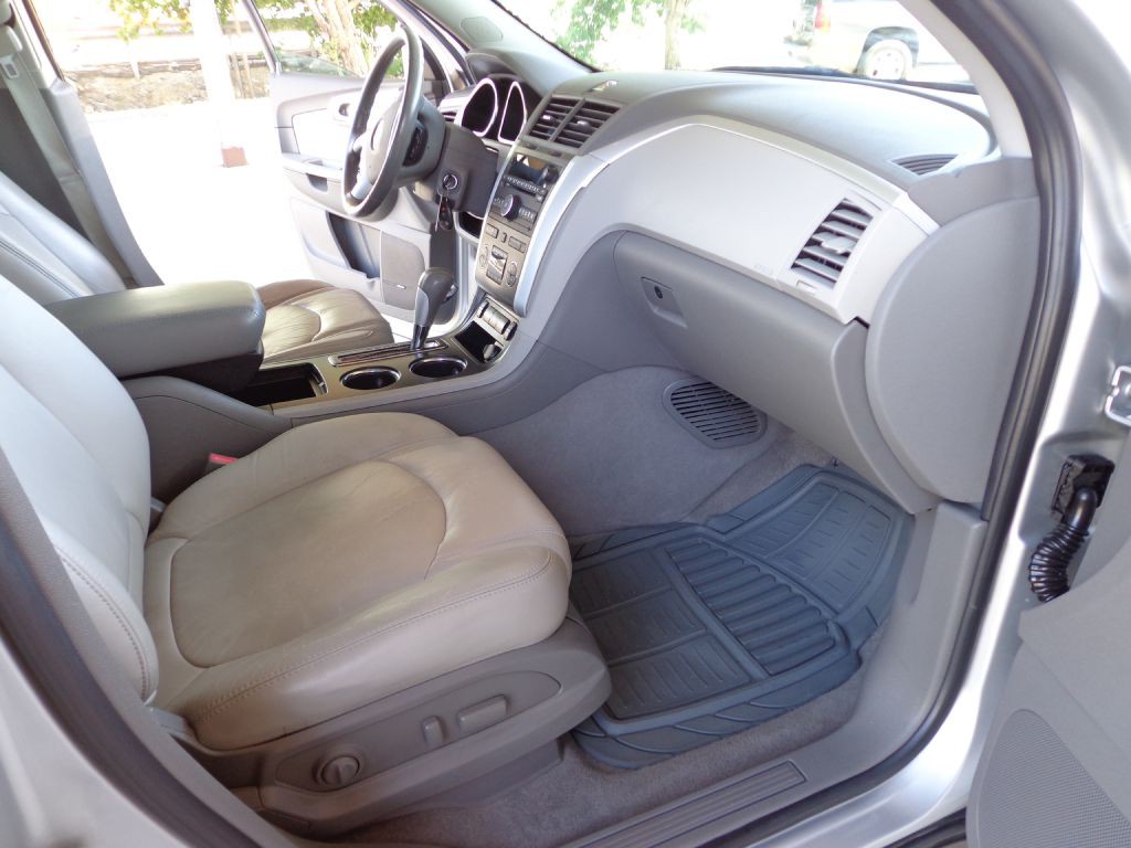 2011 Chevrolet Traverse Image 18