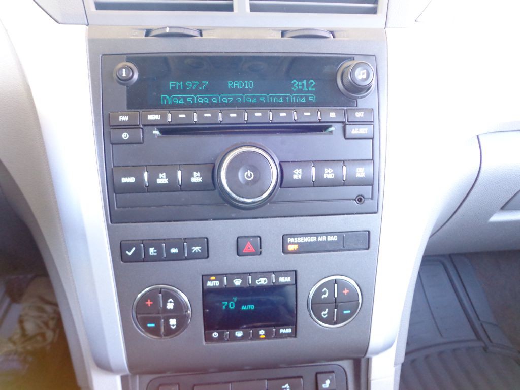 2011 Chevrolet Traverse Image 26