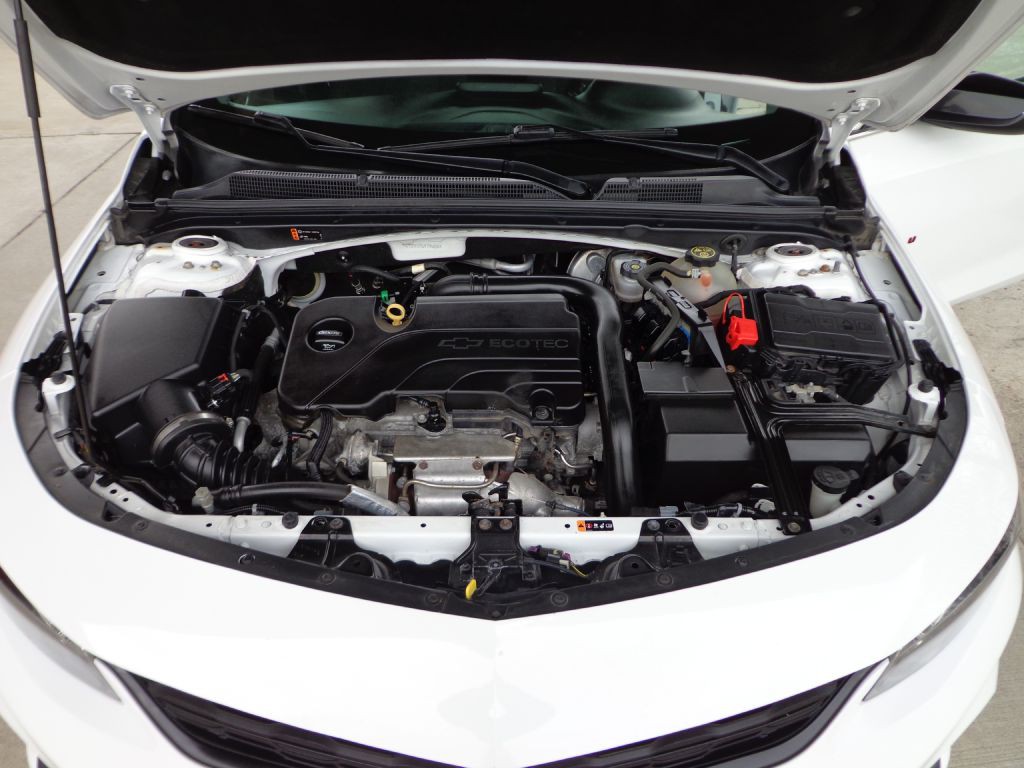 2018 Chevrolet Malibu Image 10