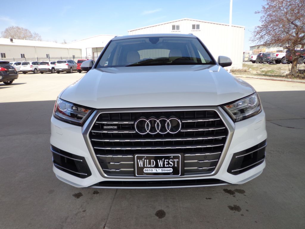 2018 Audi Q7 Image 2