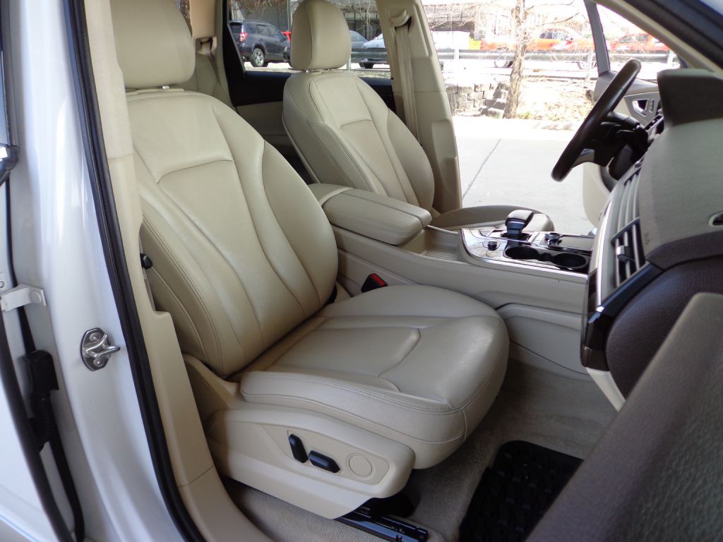 2018 Audi Q7 Image 17