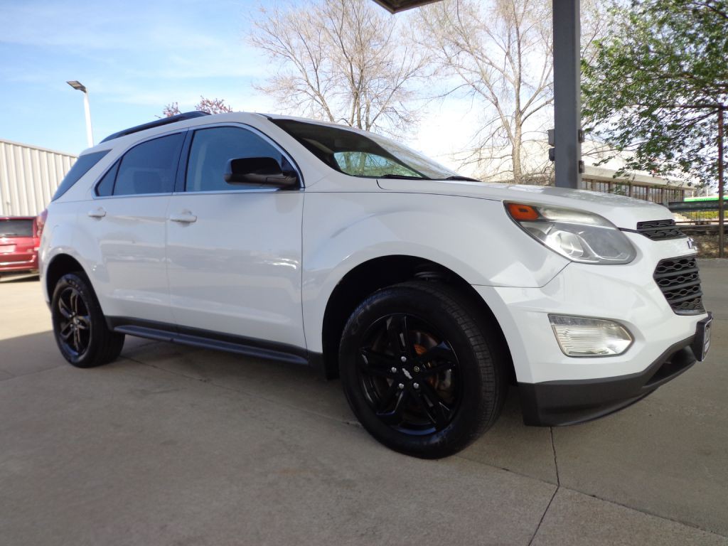 2017 Chevrolet Equinox Image 3
