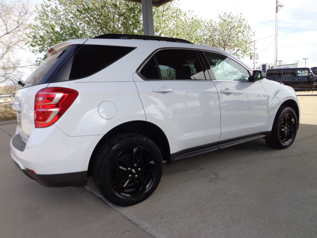 2017 Chevrolet Equinox Image 4