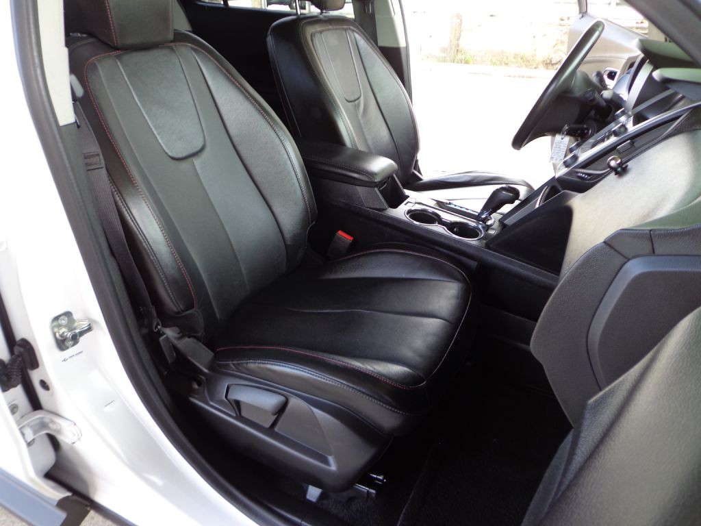 2017 Chevrolet Equinox Image 17