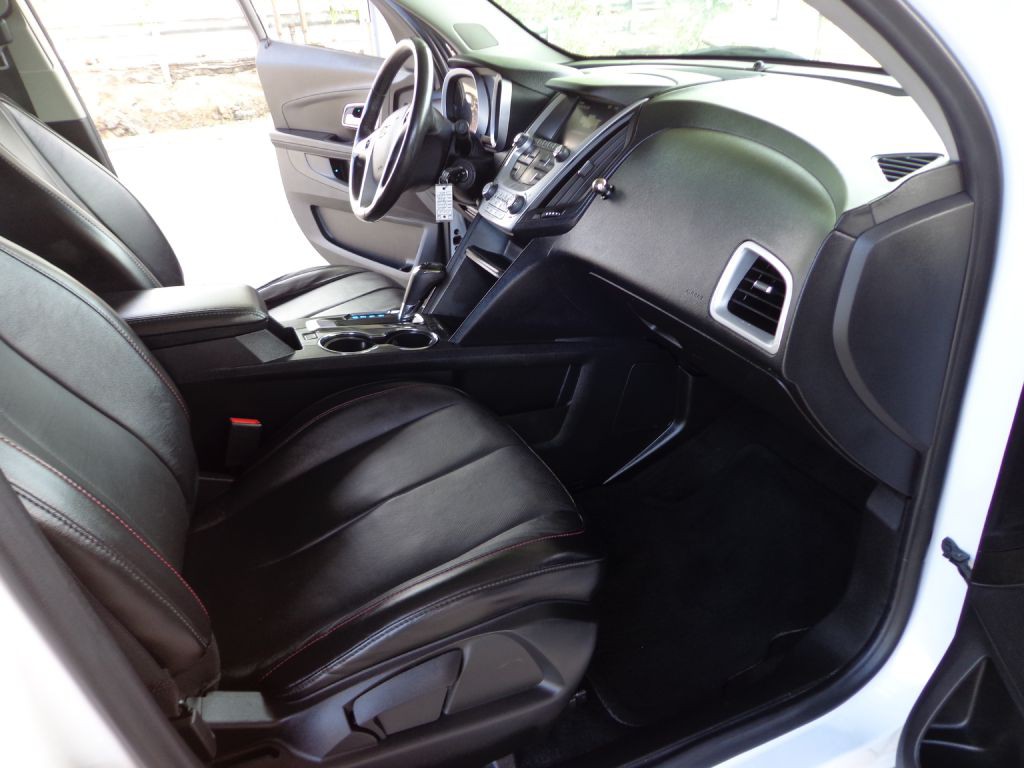 2017 Chevrolet Equinox Image 18