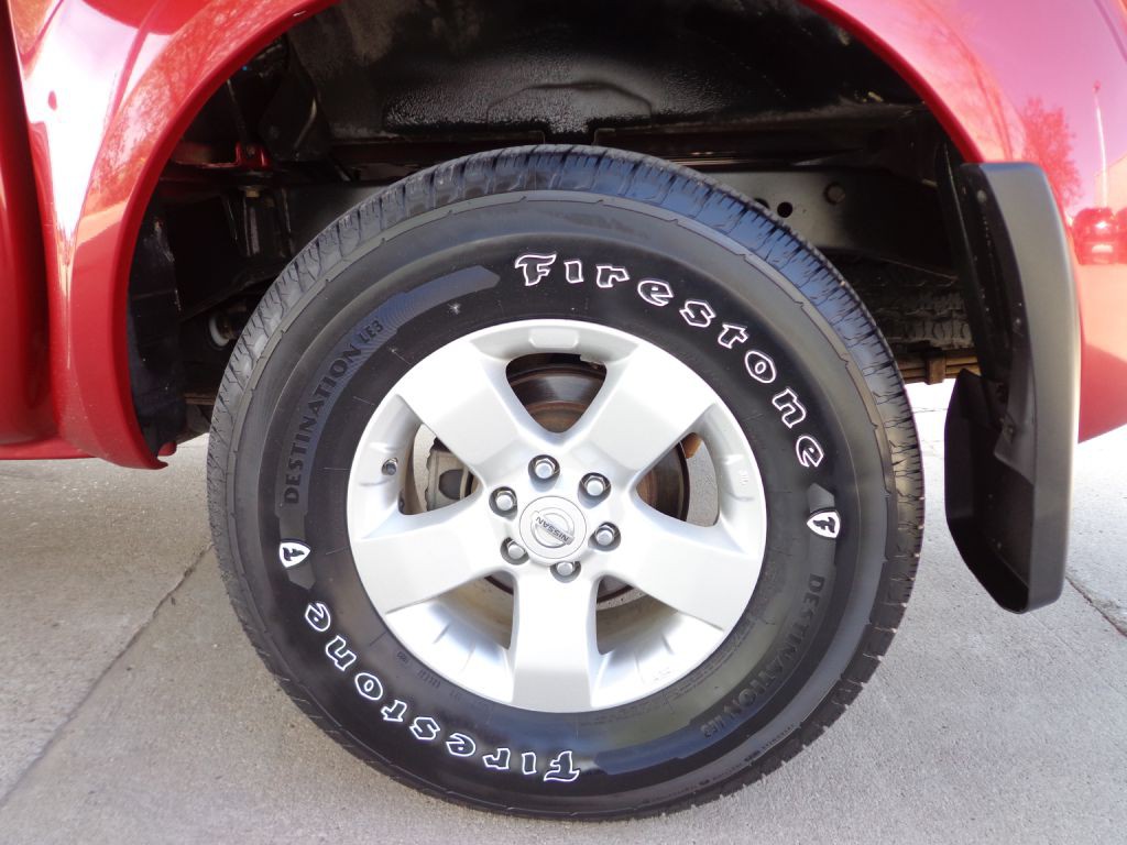 2012 Nissan Frontier Image 10