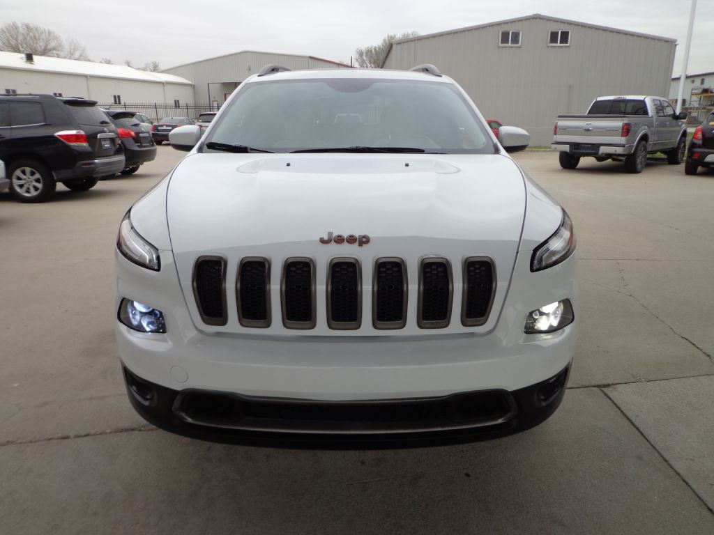 2017 Jeep Cherokee Image 2