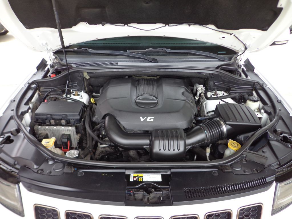 2015 Jeep Grand Cherokee Image 12