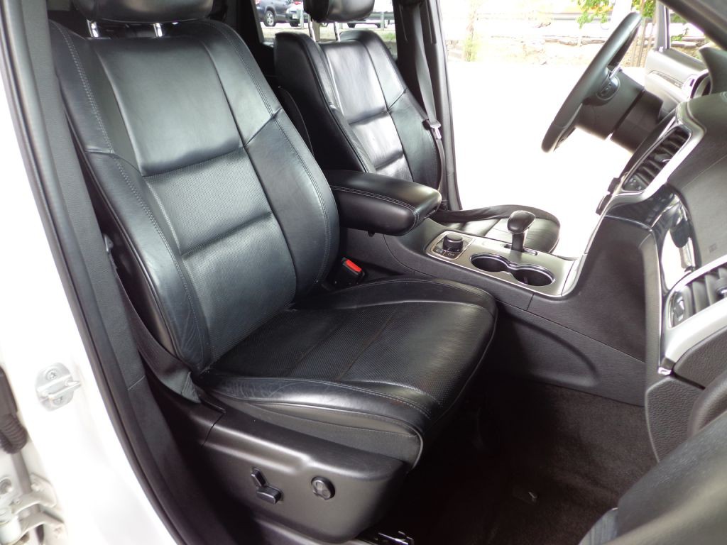 2015 Jeep Grand Cherokee Image 17