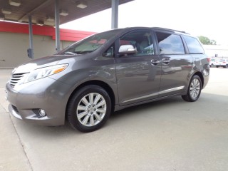 Image for 2017 Toyota Sienna Limited Premium ID: 7416818
