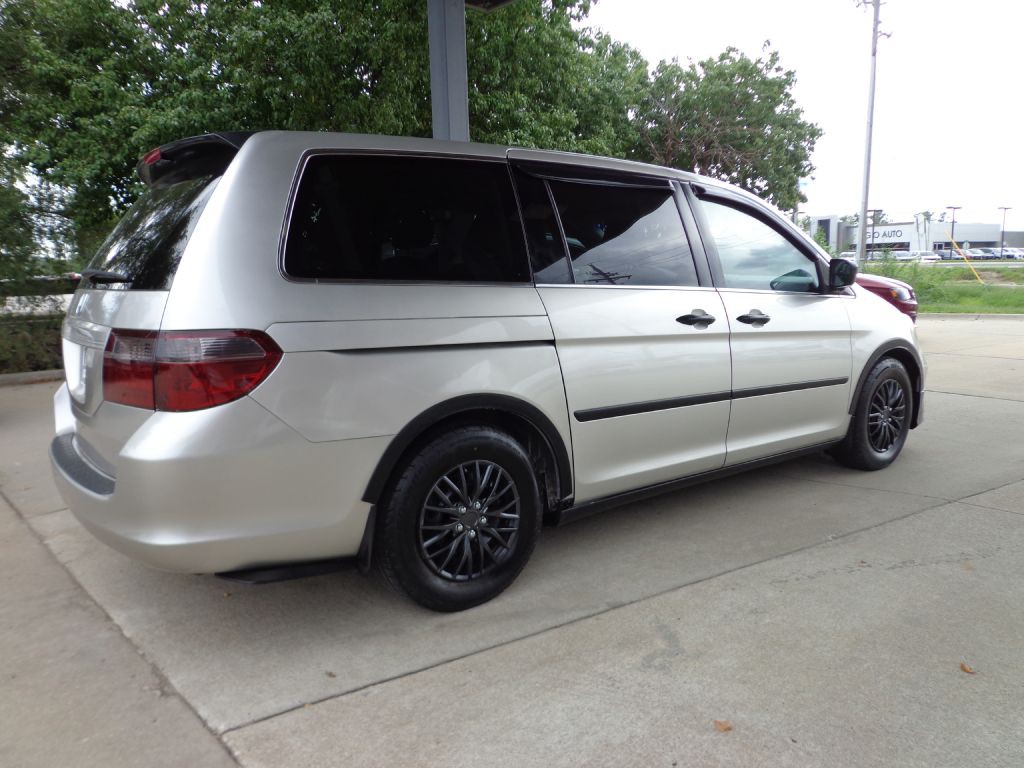 2007 Honda Odyssey Image 4