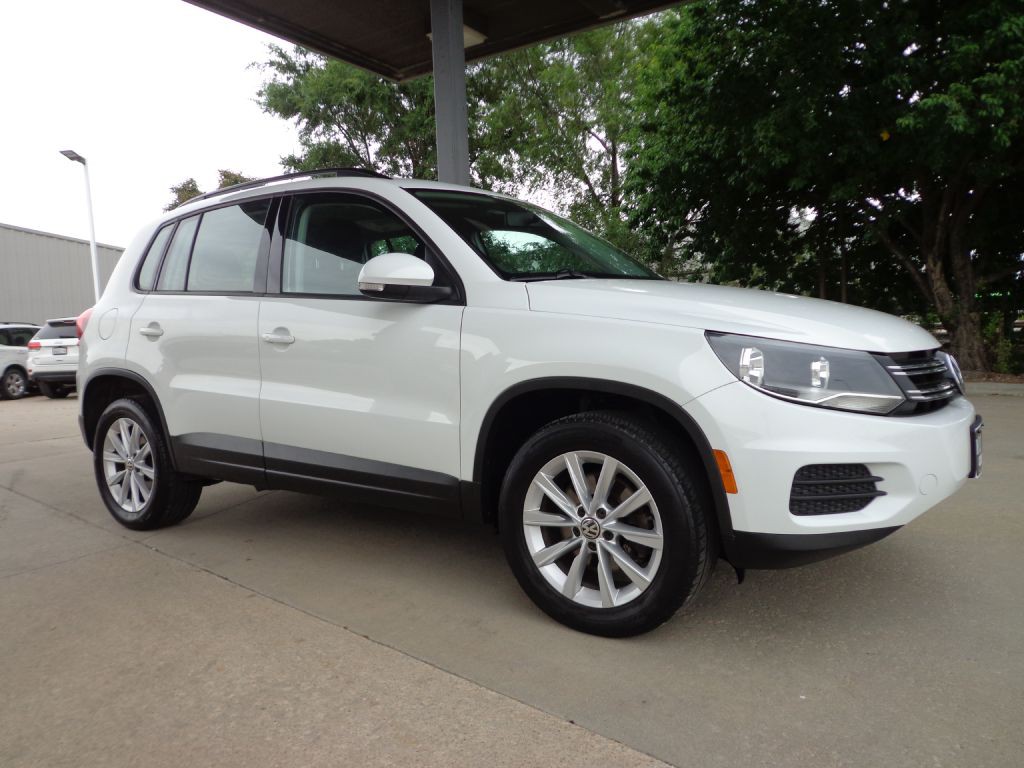 2017 Volkswagen Tiguan Image 3