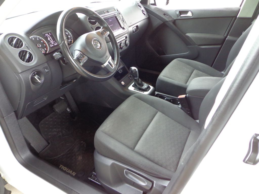 2017 Volkswagen Tiguan Image 15