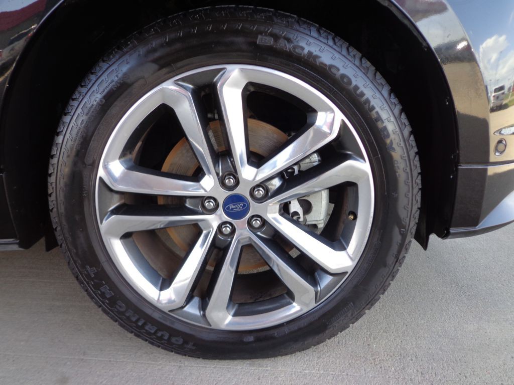 2015 Ford Edge Image 9