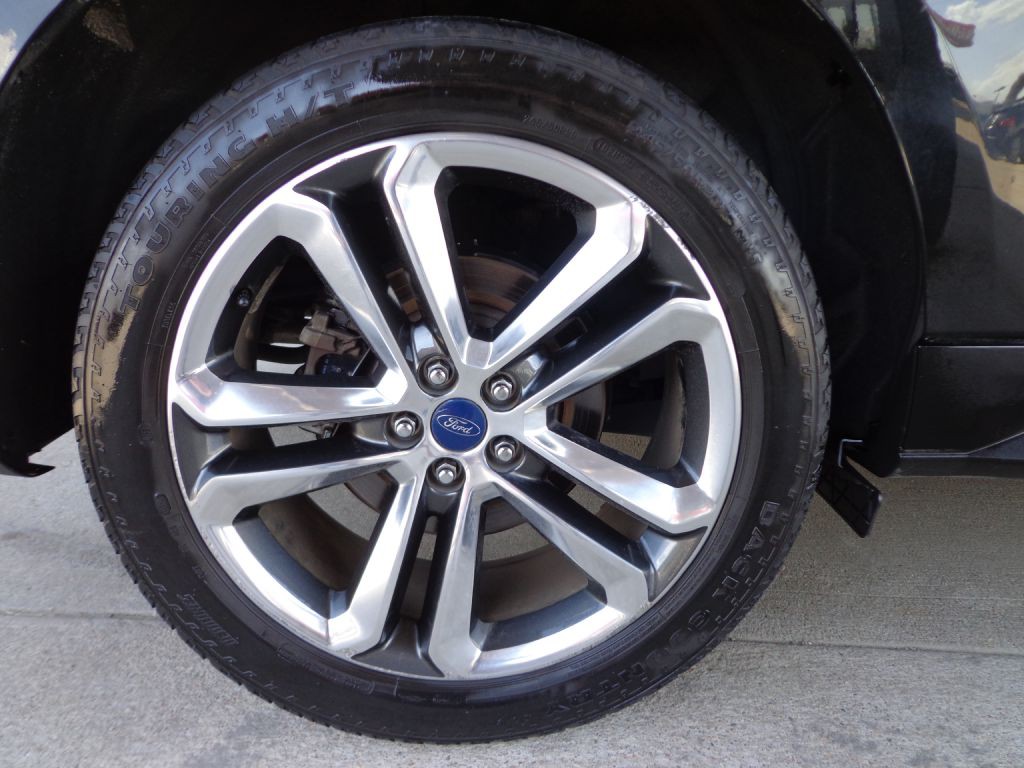 2015 Ford Edge Image 10