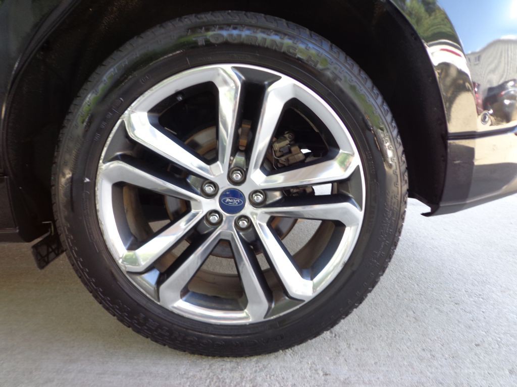 2015 Ford Edge Image 11