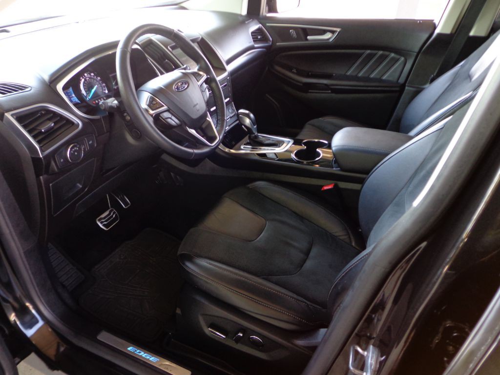 2015 Ford Edge Image 15