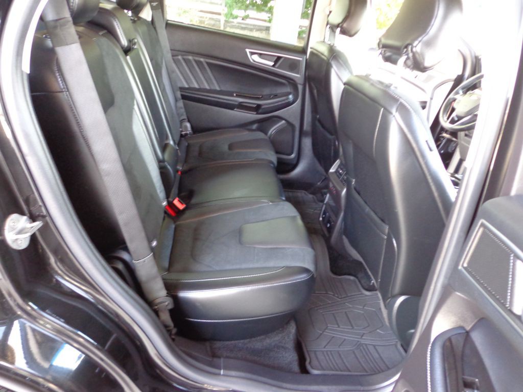 2015 Ford Edge Image 19