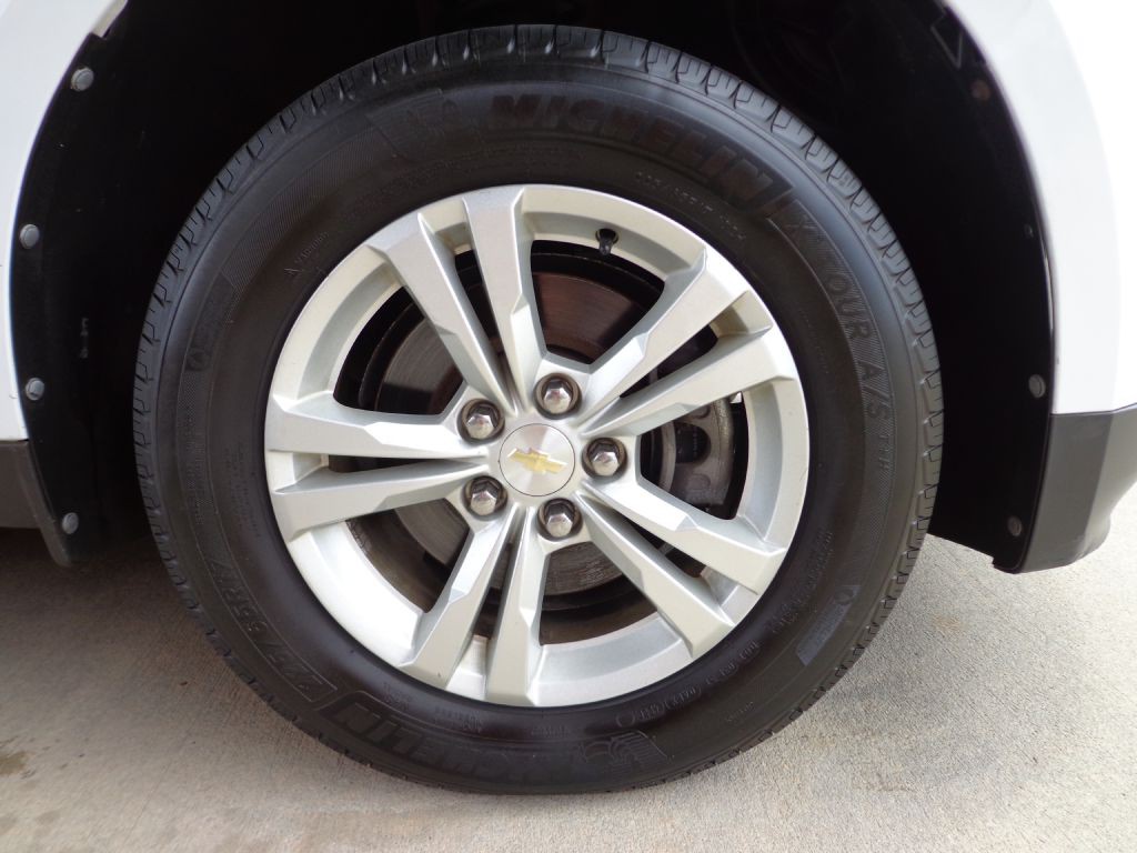 2010 Chevrolet Equinox Image 10