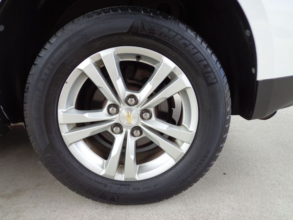 2010 Chevrolet Equinox Image 12