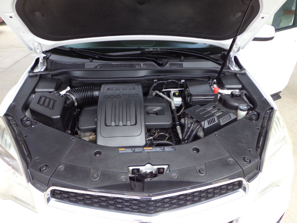 2010 Chevrolet Equinox Image 13